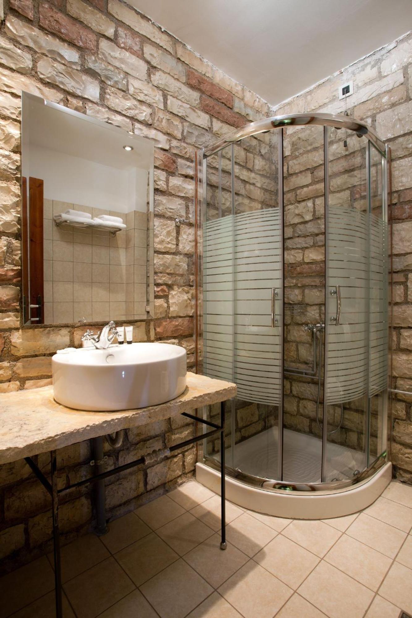 Nisista Lodge Mountain View Rodavgi Стая снимка